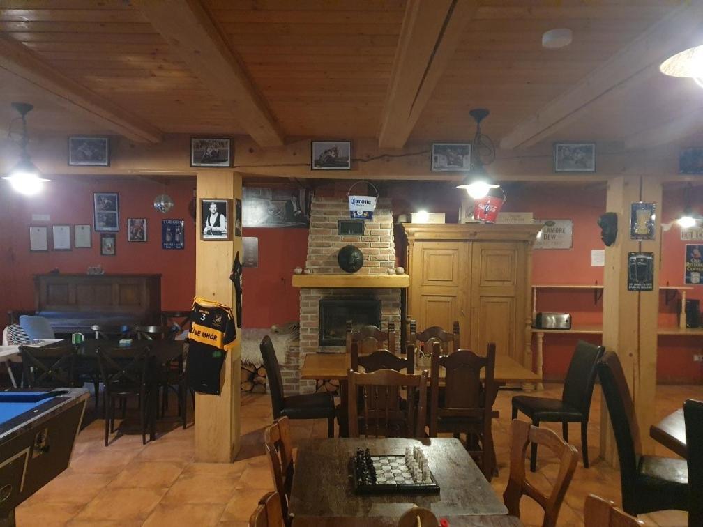 Kamenny Mlyn Hotel Strážné Buitenkant foto